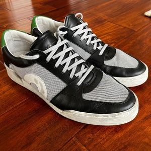 Oliver Cabell Court Shamrock